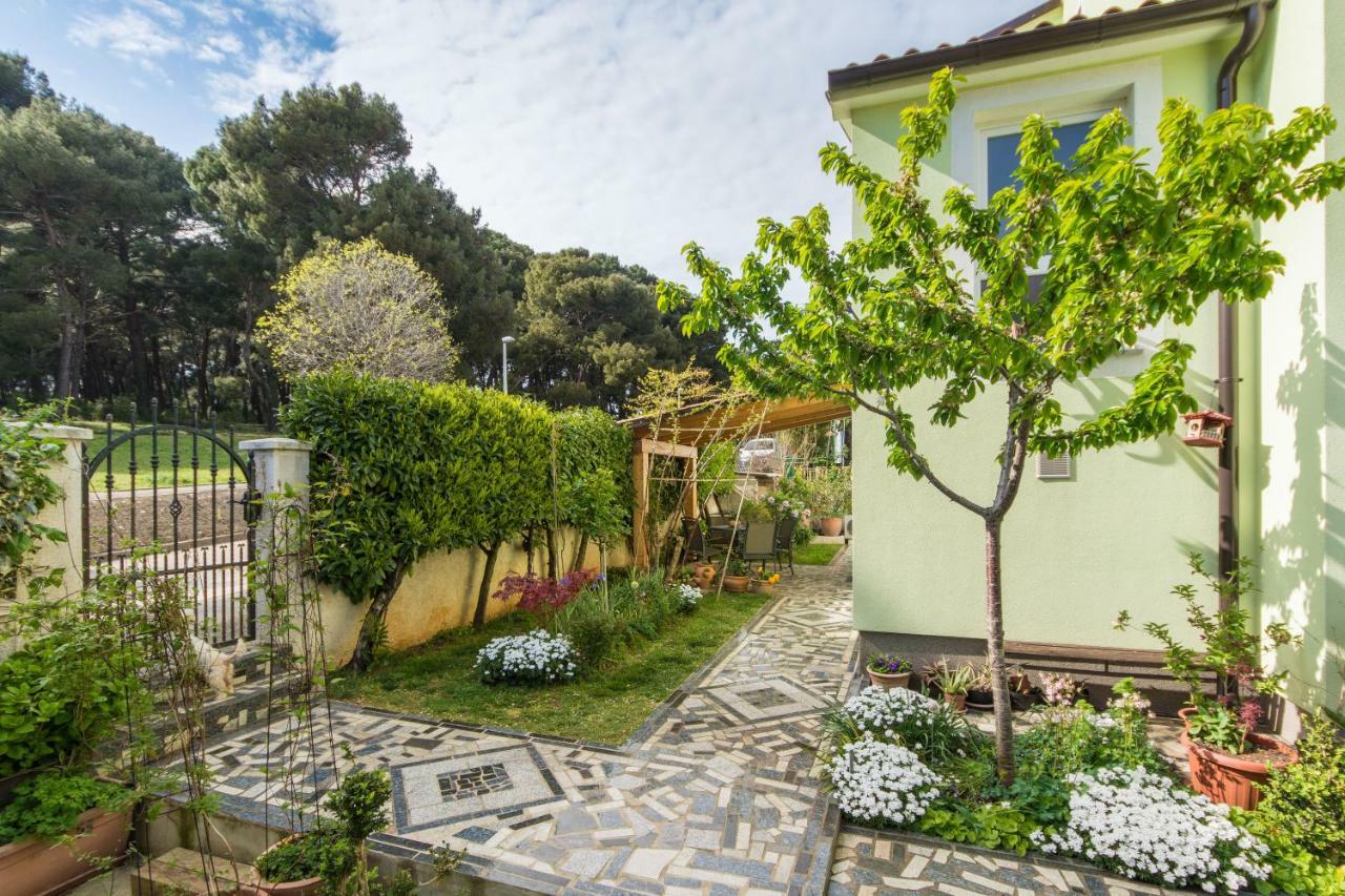 Piccola Pineta Daire Pula Dış mekan fotoğraf